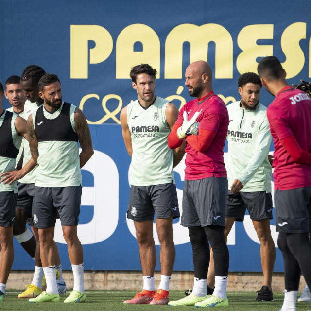 &lt;p&gt;Trening igrača Villarreala u sportskom kompleksu Ciutat Esportiva del Villarreal CF&lt;/p&gt;
