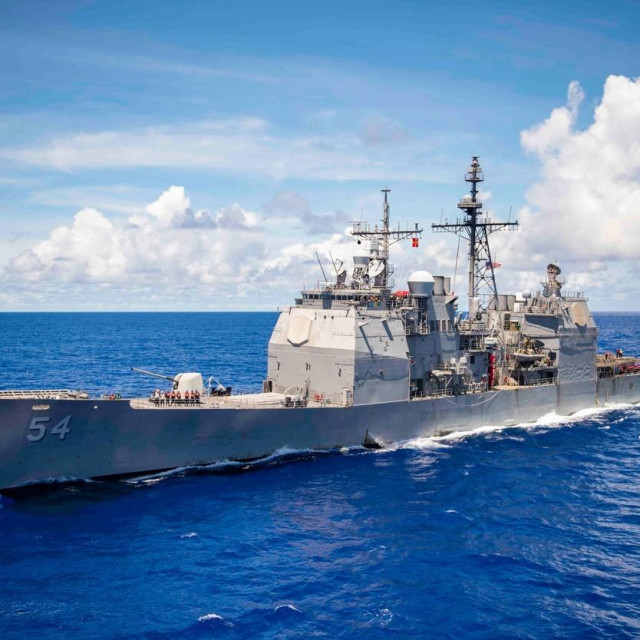 &lt;p&gt;Krstarica USS Antietam&lt;/p&gt;