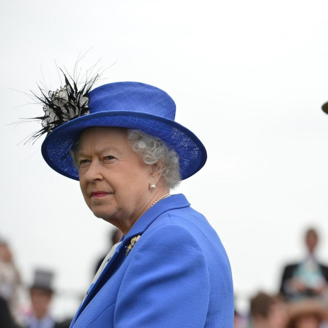 &lt;p&gt;Kraljica Elizabeta II. i princ Philip&lt;/p&gt;