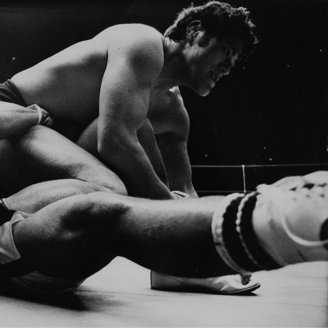 &lt;p&gt;Antonio Inoki u borbi s Muhammadom Alijem 1976. godine&lt;/p&gt;