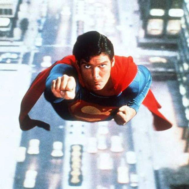 &lt;p&gt;Christopher Reeve kao Superman&lt;/p&gt;
