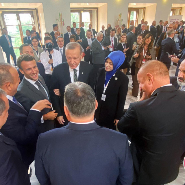&lt;p&gt;Macron, Erdogan, Nikol Pašinjan i Ilham Alijev&lt;/p&gt;