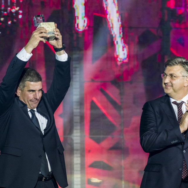 &lt;p&gt;Andrej Plenković i Marko Paliaga, gradonačelnik Rovinja, šampiona turizma&lt;/p&gt;