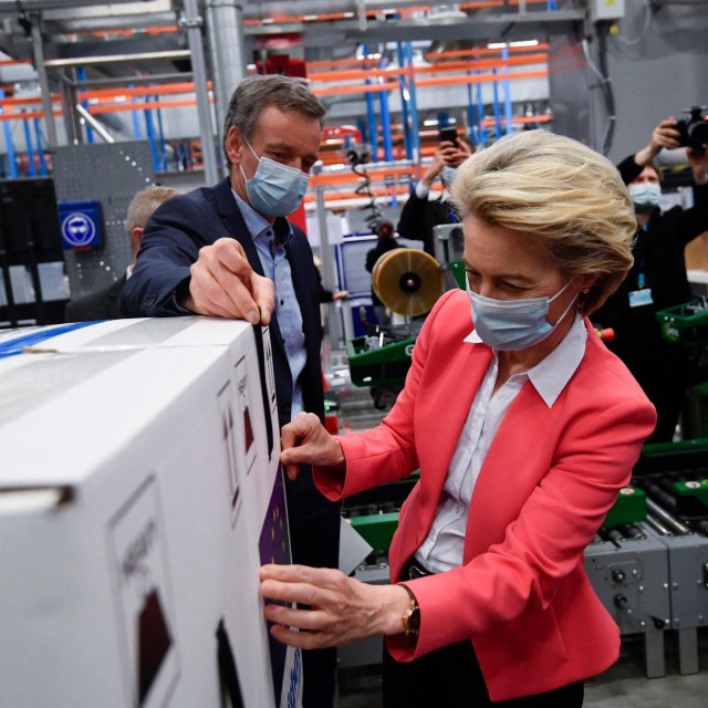 &lt;p&gt;Predsjednica Europske komisije Ursula von der Leyen u Pfizerovoj tvornici&lt;/p&gt;