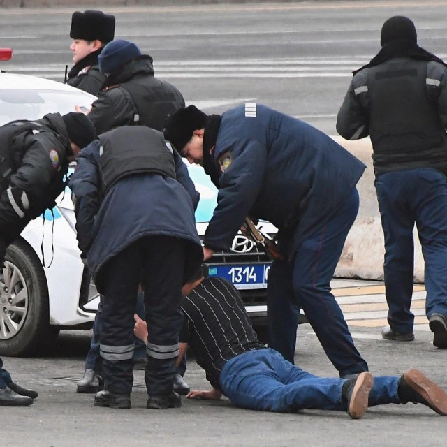 &lt;p&gt;Ilustracija: policija u Kazahstanu&lt;/p&gt;