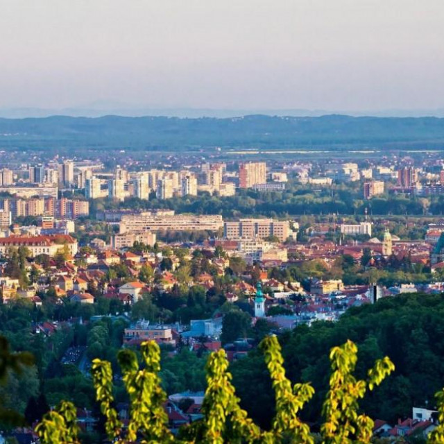 &lt;p&gt;Panorama Zagreba&lt;/p&gt;