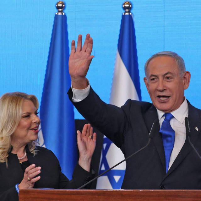 &lt;p&gt; Benjamin Netanyahu slavi pobjedu na izborima&lt;/p&gt;