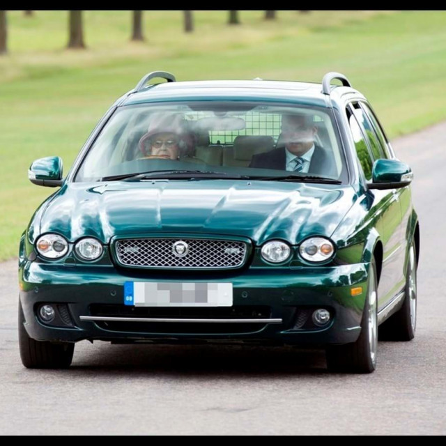 &lt;p&gt;Jaguar X-Type&lt;/p&gt;