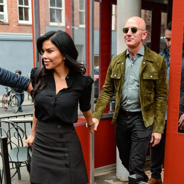 Jeff Bezos s djevojkom Lauren Sanchez
