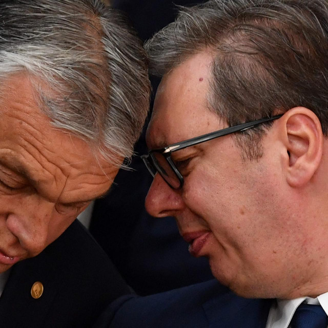 &lt;p&gt;Vučić je prošlog mjeseca o energetskoj diverzifikaciji Srbije razgovarao s mađarskim premijerom Viktorom Orbanom&lt;/p&gt;