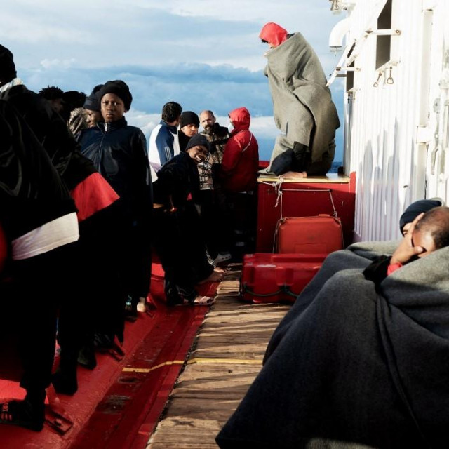 Izbjeglice na palubi broda Ocean Viking
