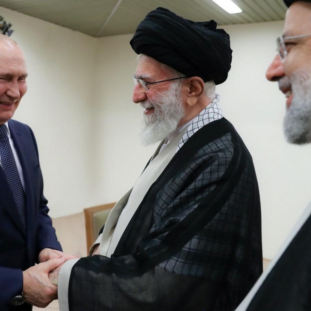 &lt;p&gt;Vladimir Putin u srpnju je posjetio Ali Hameneija, vrhovnog vođa Islamske Republike Iran&lt;/p&gt;