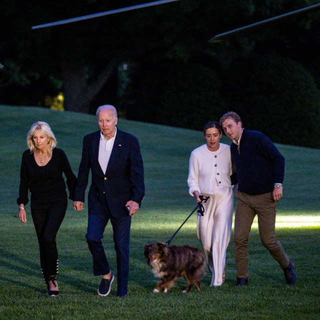 &lt;p&gt;Joe Biden, Jill Biden, Naomi Biden i Peter Neal&lt;/p&gt;