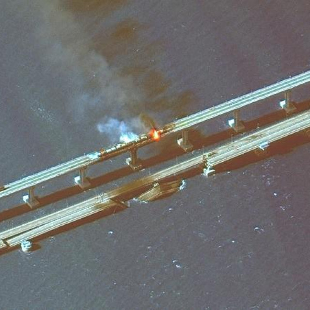 &lt;p&gt;Satelitska snimka napada na Krimski most&lt;/p&gt;