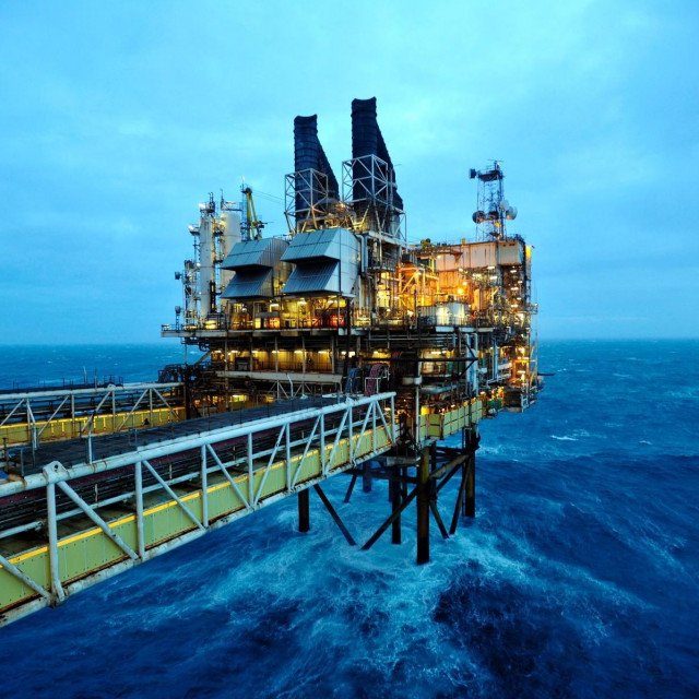 &lt;p&gt;Naftna platforma u blizini Aberdeena, Škotska&lt;/p&gt;
