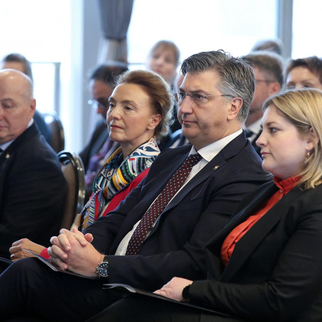 &lt;p&gt;Marija Pejčinović Burić, Andrej Plenković, Anja Šimpraga&lt;/p&gt;