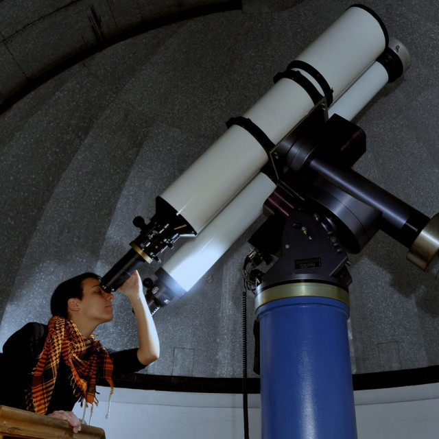 &lt;p&gt;Zvjezdarnica, Gornji grad.&lt;br&gt;
Novinarka Jutarnjeg lista Zrinka Korljan na tečaju astronomije&lt;/p&gt;

&lt;p&gt;Ilustrativna fotografija&lt;/p&gt;