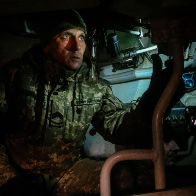 &lt;p&gt;Ukrajinski artiljerac, prizor iz Hersonske oblasti &lt;/p&gt;