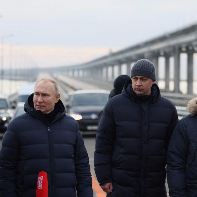 &lt;p&gt;Vladimir Putin na Krimskom mostu&lt;/p&gt;