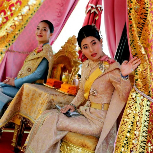 Princeza Bajrakitiyabha (lijevo) i princeza Sirivannavari