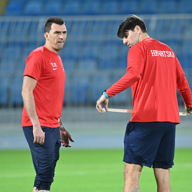 Vedran Ćorluka i Mario Mandžukić danas su u ulozi trenera