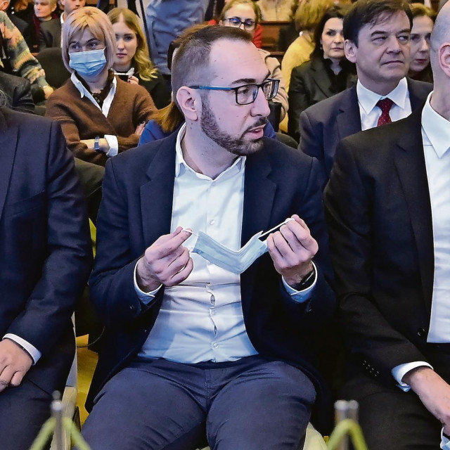 &lt;p&gt;Branko Kolarić, Tomislav Tomašević i Joško Klisović&lt;/p&gt;