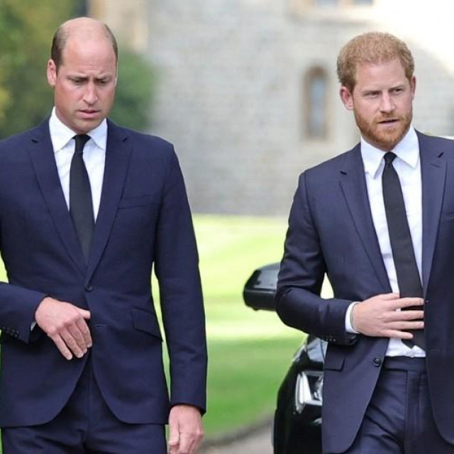 &lt;p&gt;Princ William, princ Harry i Meghan Markle&lt;/p&gt;