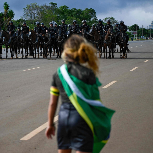 &lt;p&gt;Bolsonarovi su pristaše na vojni udar kako bi se poništili izbori u listopadu na kojima je pobijedio predsjednik Luiz Inacio Lula da Silva&lt;/p&gt;