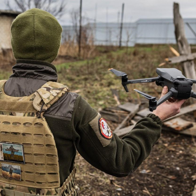 &lt;p&gt;Vojni dronovi demonstrirali na bojištima u Ukrajini koliko su korisni, ilustracija&lt;/p&gt;