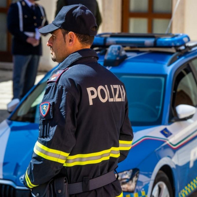 Talijanska policija, ilustracija