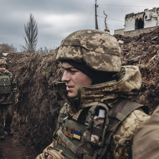 &lt;p&gt;Ukrajinski vojnici u rovovoima&lt;/p&gt;
