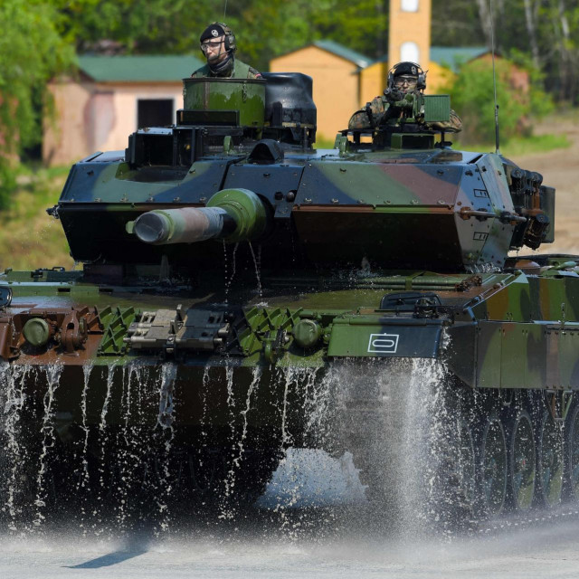 &lt;p&gt;Njemački vojnici i Leopard 2&lt;/p&gt;