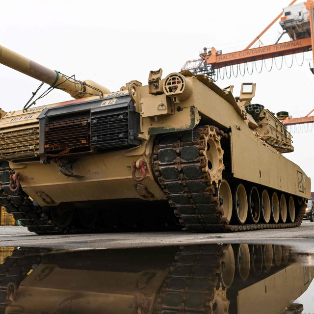 Tenk M1A2 Abrams