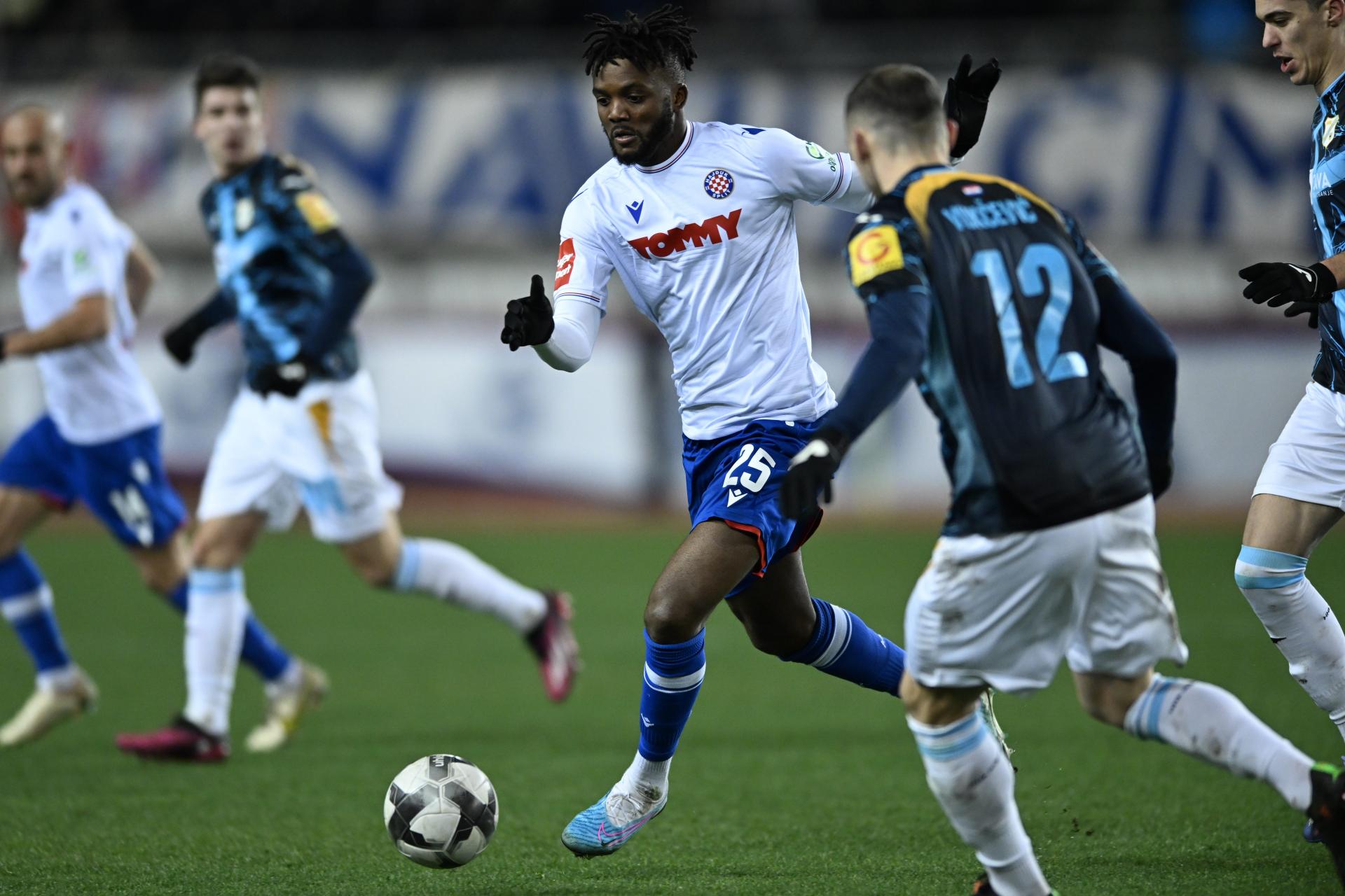 HAJDUK - RIJEKA 1:2 KRAJ! Rijeka uzela velika tri boda na Poljudu! Labrović  junak Bijelih! - Novi list