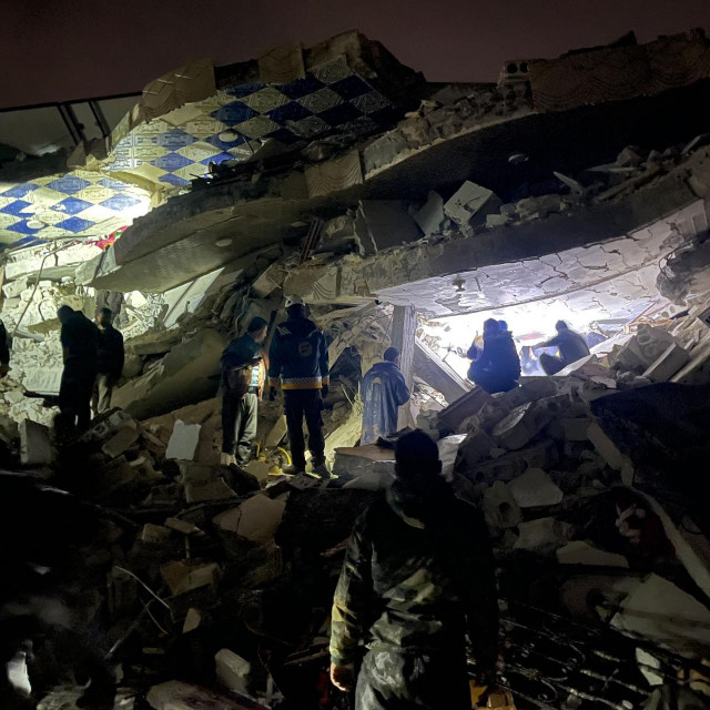 &lt;p&gt;Posljedice potresa u Siriji, spasioci traže preživjele &lt;/p&gt;