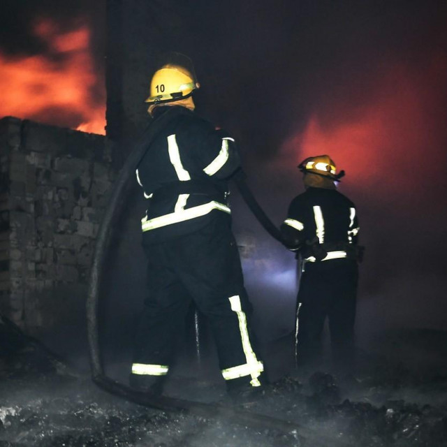 Ilustracija, vatrogasci u Melitopolju