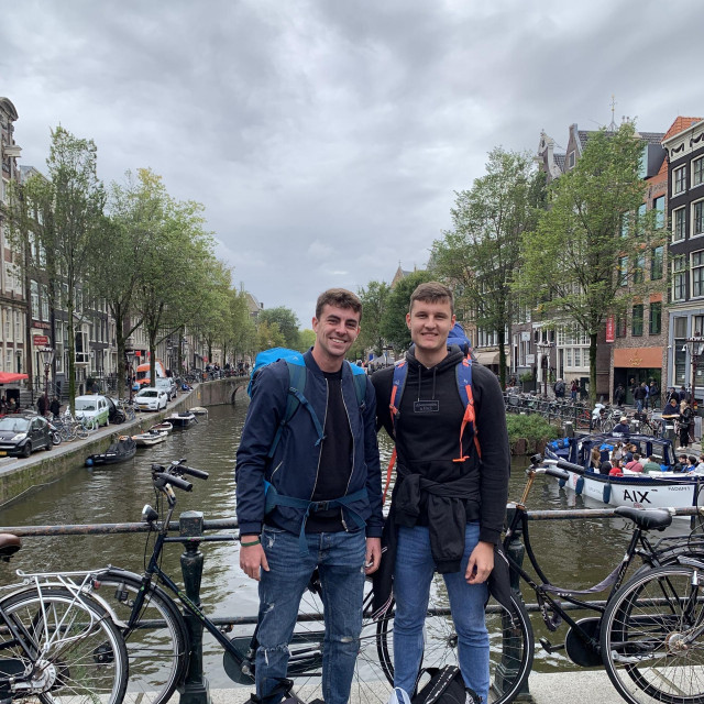 &lt;p&gt;Ilan Vezmarović (desno) i Mihael Šoštarić u Amsterdamu&lt;/p&gt;