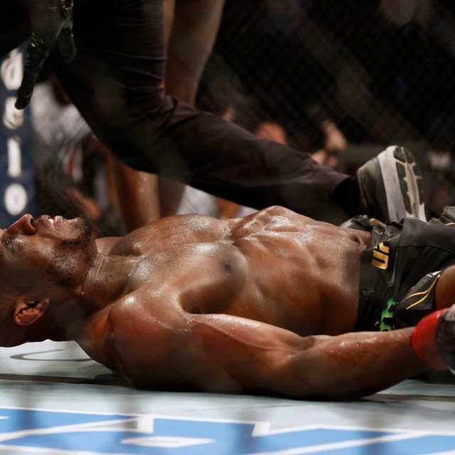 &lt;p&gt;Aug 20, 2022; Salt Lake City, Utah, USA; Kamaru Usman (red gloves) lays in the ring after being knocked out by Leon Edwards (blue gloves) during UFC 278 at Vivint Arena.,Image: 715506535, License: Rights-managed, Restrictions: *** World Rights ***, Model Release: no, Credit line: USA TODAY Network/ddp USA/Profimedia&lt;/p&gt;