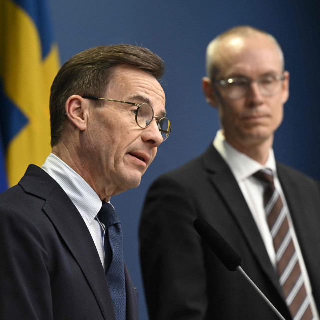 &lt;p&gt;Švedski premijer Ulf Kristersson i and Oscar Stenström, glavni turski pregovarač sa Švedskom&lt;/p&gt;
