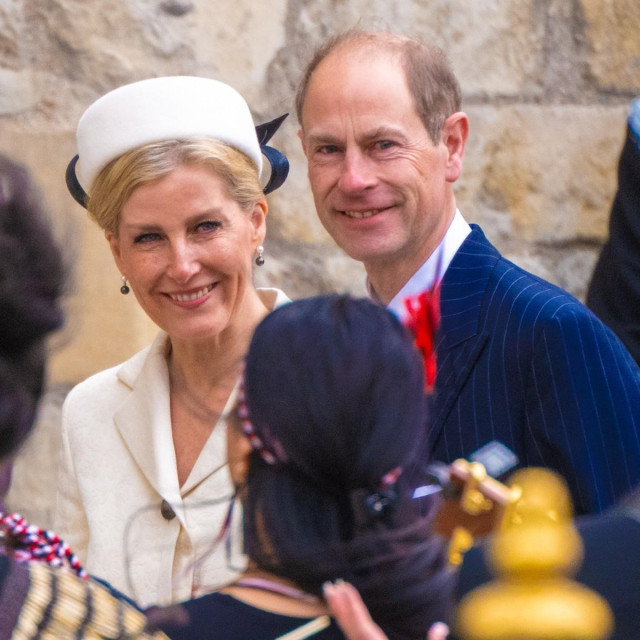 &lt;p&gt;Prince Edward i Sophie postali su vojvoda i vojvotkinja od Edinburgha&lt;/p&gt;