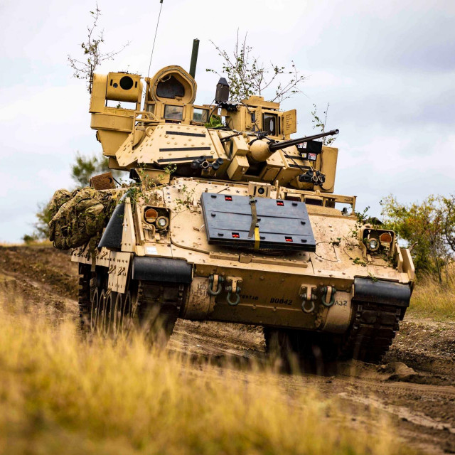 &lt;p&gt;Borbeno vozilo pješaštva M2 Bradley moćnije je i mobilnije od velike većine ukrajinskih i ruskih BVP-a&lt;/p&gt;
