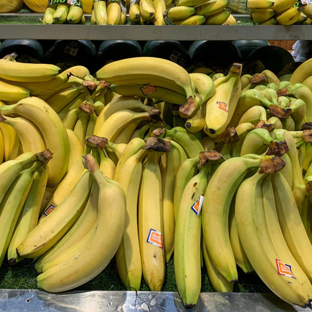 &lt;p&gt;Na bananama iz Kostarike stoji da su ugljično neutralne, iako su doputovale prekooceanskim brodom&lt;/p&gt;