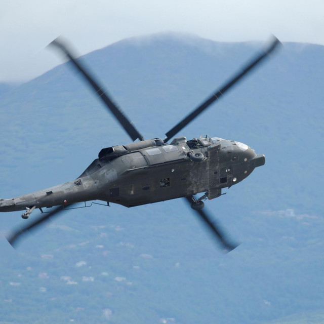 &lt;p&gt;HH-60 je varijanta helikoptera Black Hawk dizajnirana za pružanje podrške raznim vojnim operacijama (ilustrativna fotografija)&lt;/p&gt;