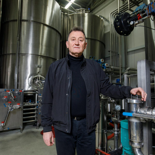 &lt;p&gt;Petar Paulik u pogonu za proizvodnju Radlera Osječke pivovare&lt;/p&gt;