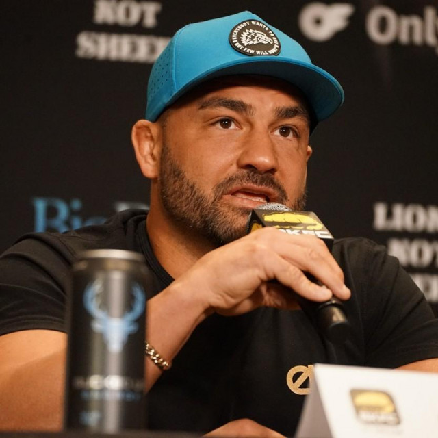 &lt;p&gt;LAS VEGAS, NV - APRIL 4: Eddie Alvarez attends the BKFC 41 official pre-fight press conference on April 4, 2023, at the Palms Casino in Las Vegas, NV.,Image: 767447498, License: Rights-managed, Restrictions: * France, Italy, and Japan Rights OUT *, Model Release: no, Credit line: Amy Kaplan/Zuma Press/Profimedia&lt;/p&gt;