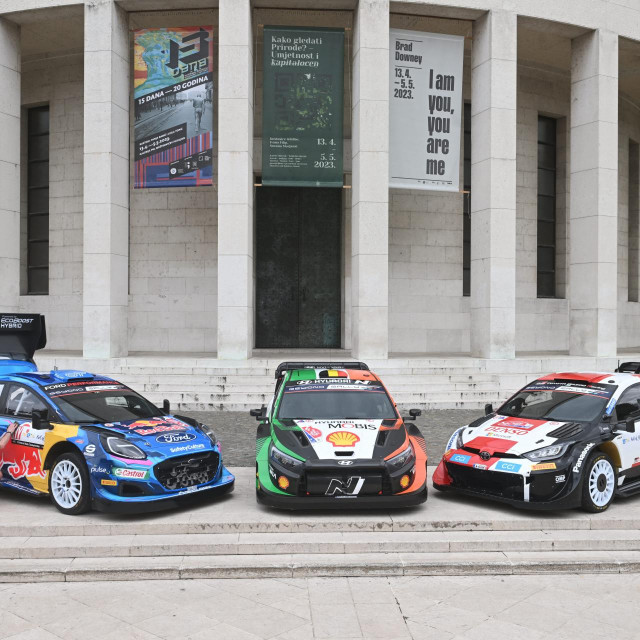 &lt;p&gt;Defile automobila koji će sudjelovati na WRC Croatia na Trgu žrtava fašizma&lt;br&gt;
 &lt;/p&gt;