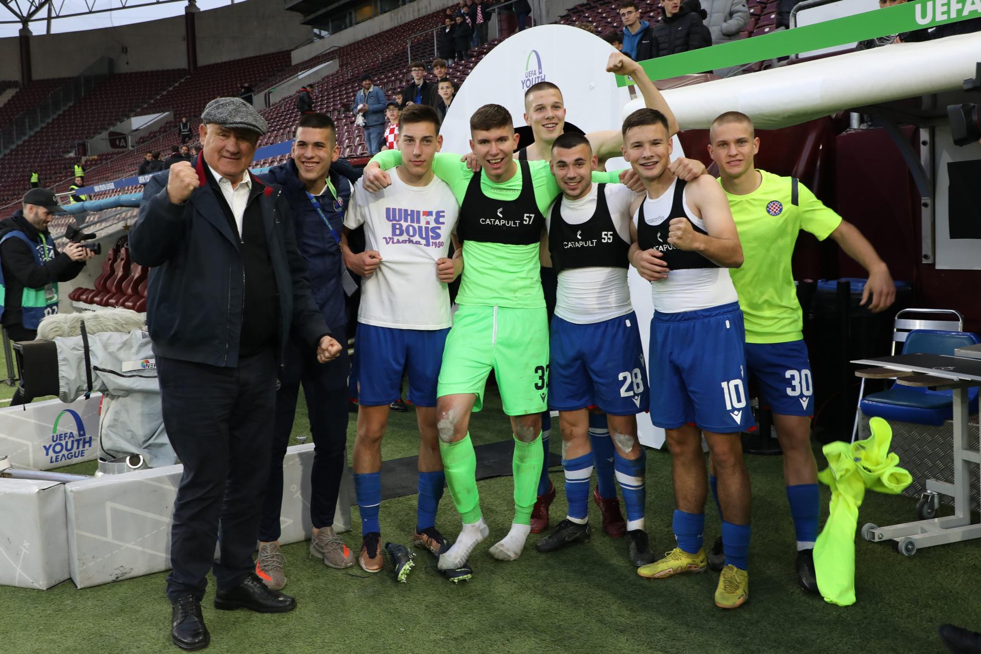 U19 HAJDUK - AZ 0:5 Debakl juniora Hajduka u finalu Lige prvaka 