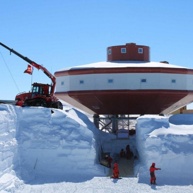 &lt;p&gt;Na fotografiji: kineska postaja Taishan na Antarktici&lt;/p&gt;