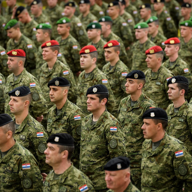 &lt;p&gt;Svečano obilježavanje 16. obljetnice ustrojavanja Gardijske mehanizirane brigade Hrvatske kopnene vojske&lt;/p&gt;
