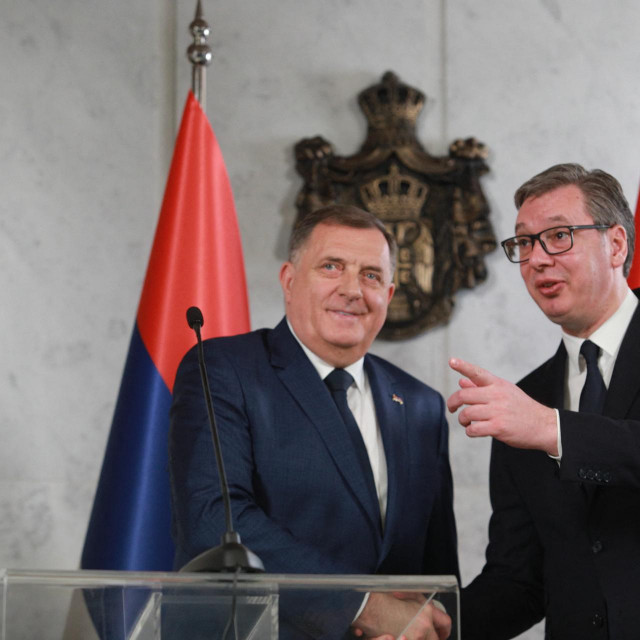 Jutarnji list - Dodik i Vučić šalju zapaljive poruke, iz Sarajeva  odgovaraju: 'Bošnjaci neće biti nespremni kao 1992.!'